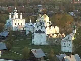 صور Pokrovsky Convent معبد